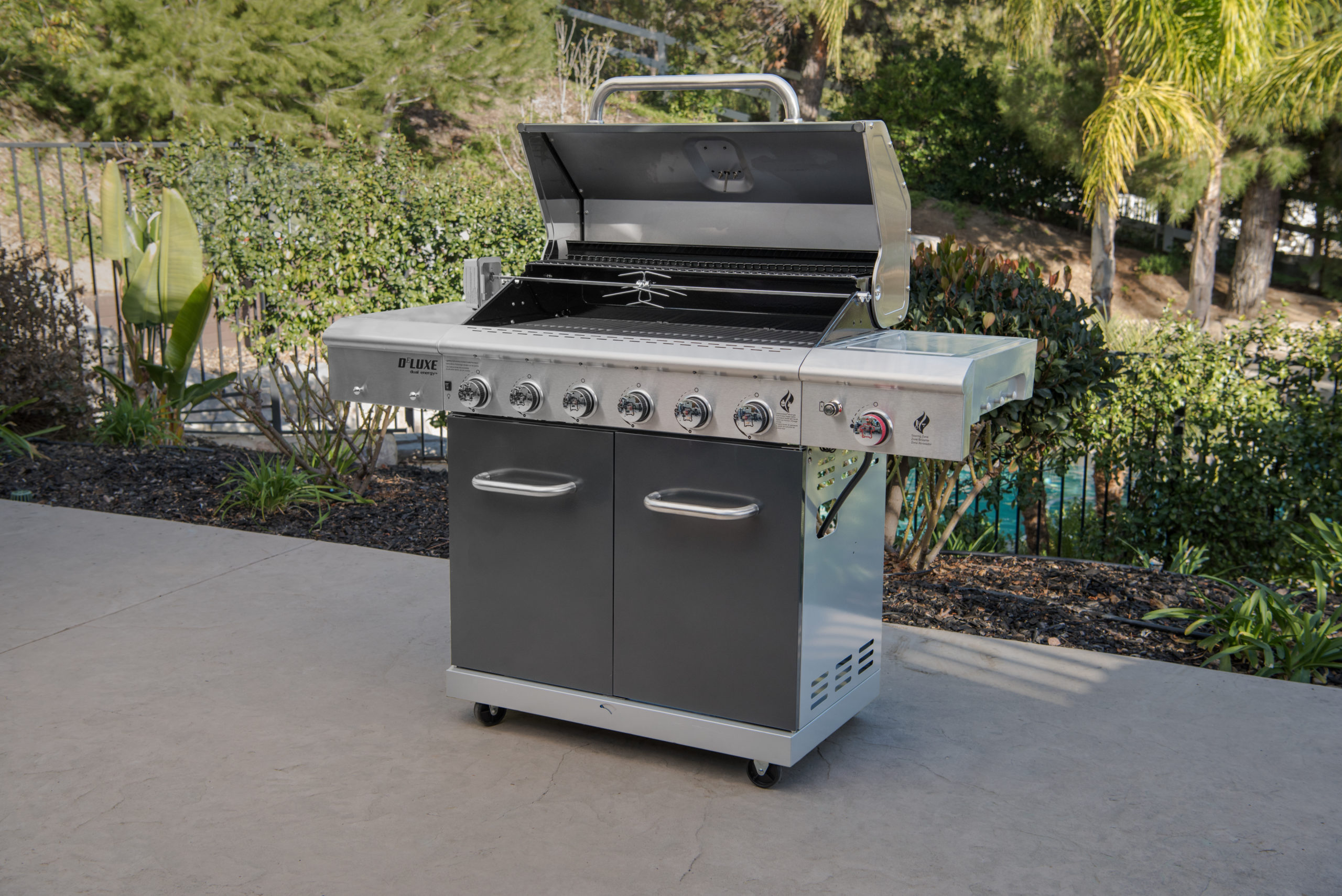 Nexgrill Introduces First Outdoor Smart Gas Grill With Air Fryer