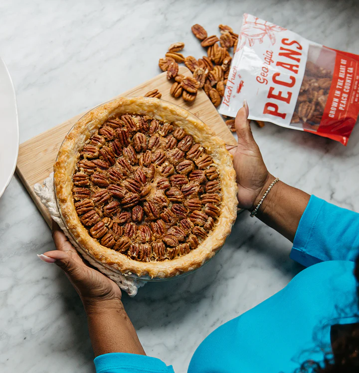 Gift The Peach Truck’s ‘Peach Cobbler Kit Trio’ and Signature ‘Pecan Pie Kit’