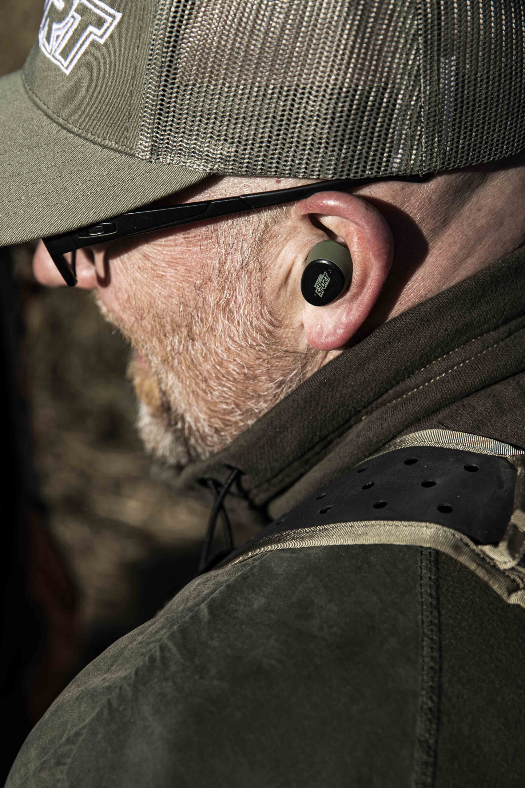 Gift ISOtunes Sport’s CALIBER Noise-Isolating Earbuds