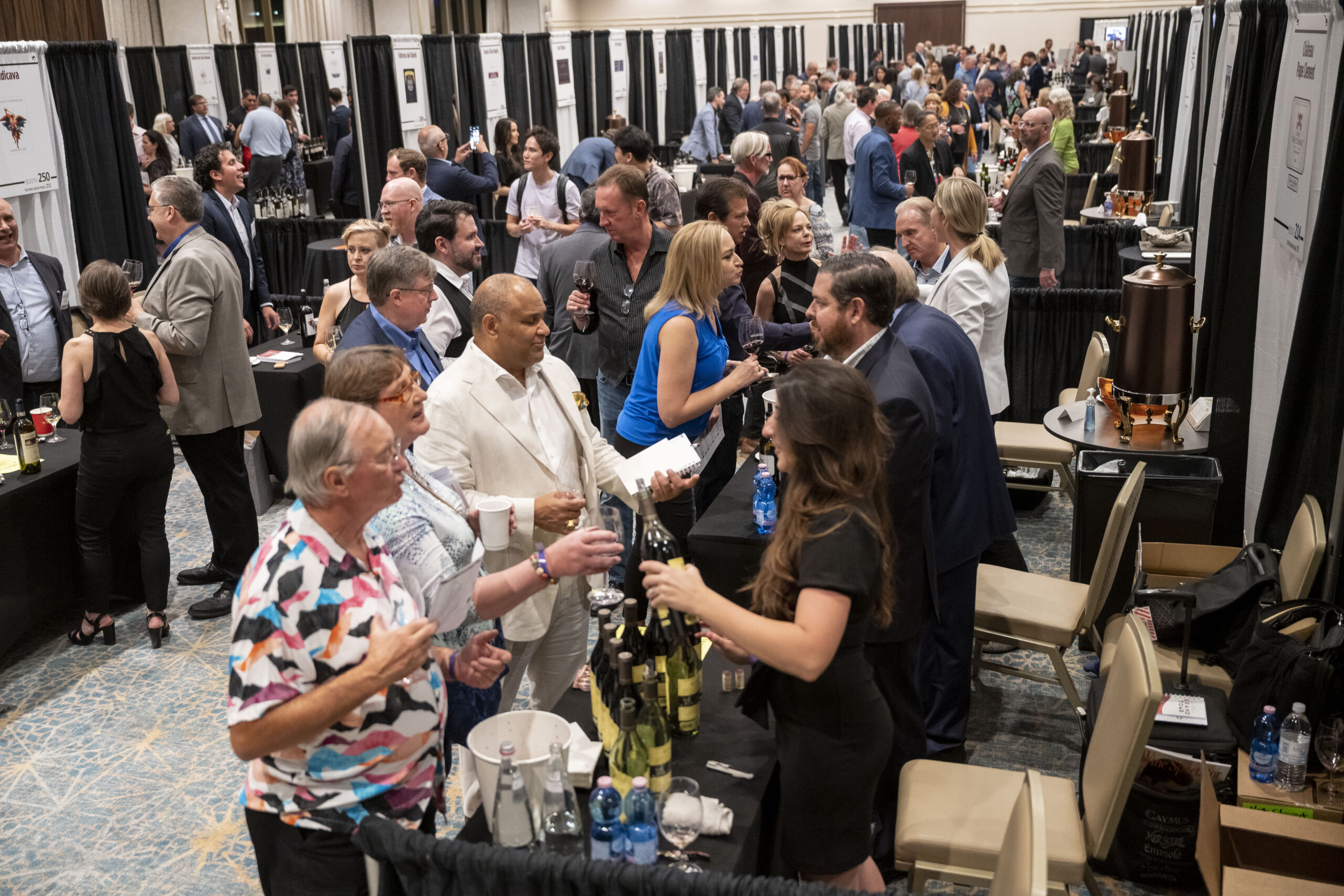 Oenophiles to Savor Over 200 Top-Rated Wines at Wine Spectator’s Grand Tour 2023