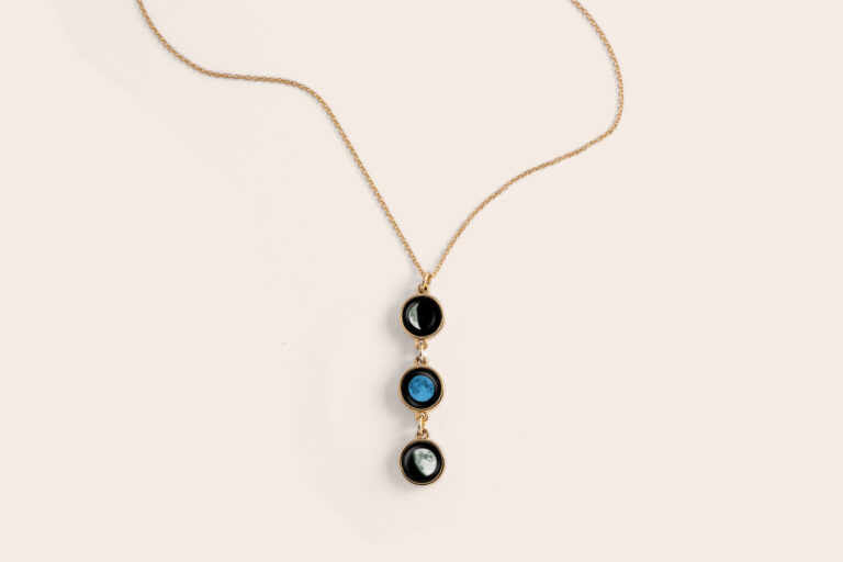 Moonglow necklace style